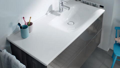 Badmöbel von Burgbad aus der Serie Essento