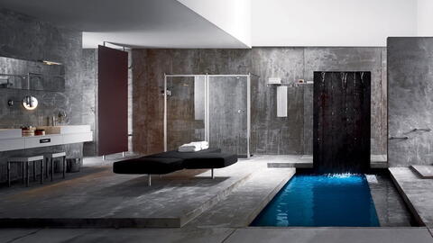 Luxuriöses Bad mit Pool