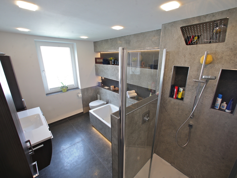 Badezimmer nach der Sanierung
