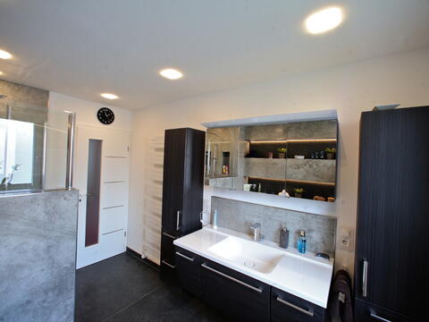 Badezimmer nach der Sanierung