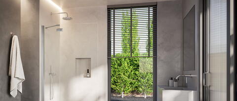 Edelstahl-Elemente im Badezimmer