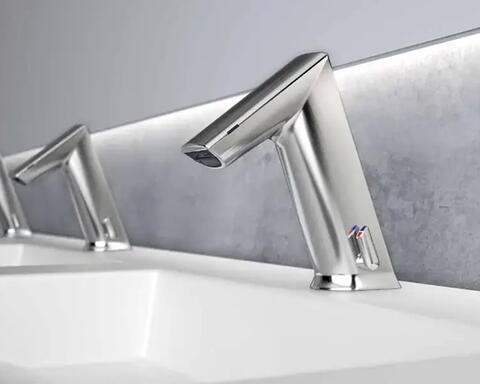 Berührungslose Armaturen