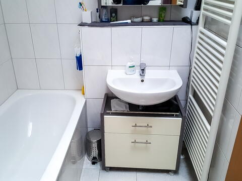 Badezimmer vor der Sanierung