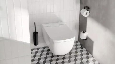 Bad mit WC und Accessoires