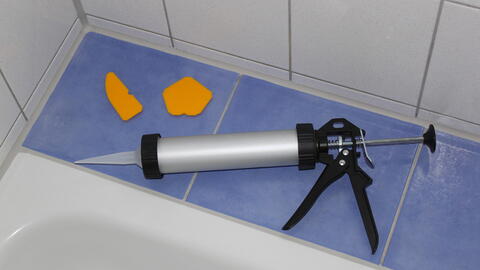 Fugensilikon in der Tülle auf Badewannenrand